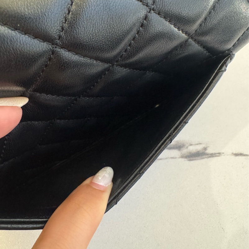 Chanel黑菱格金雙C coco愛心鏈口蓋包-8