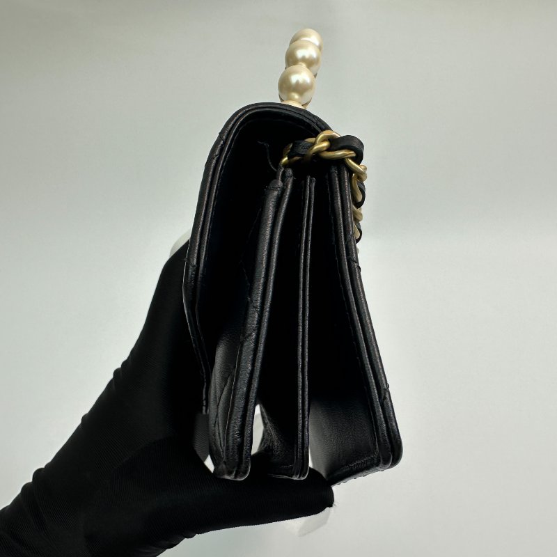 香奈兒經典斜背包,珍珠手柄,羊皮方形零錢包,小號-2