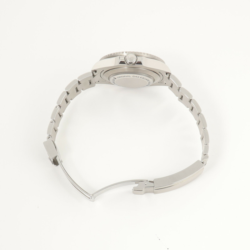 ROLEX Sea Dweller 126600-4