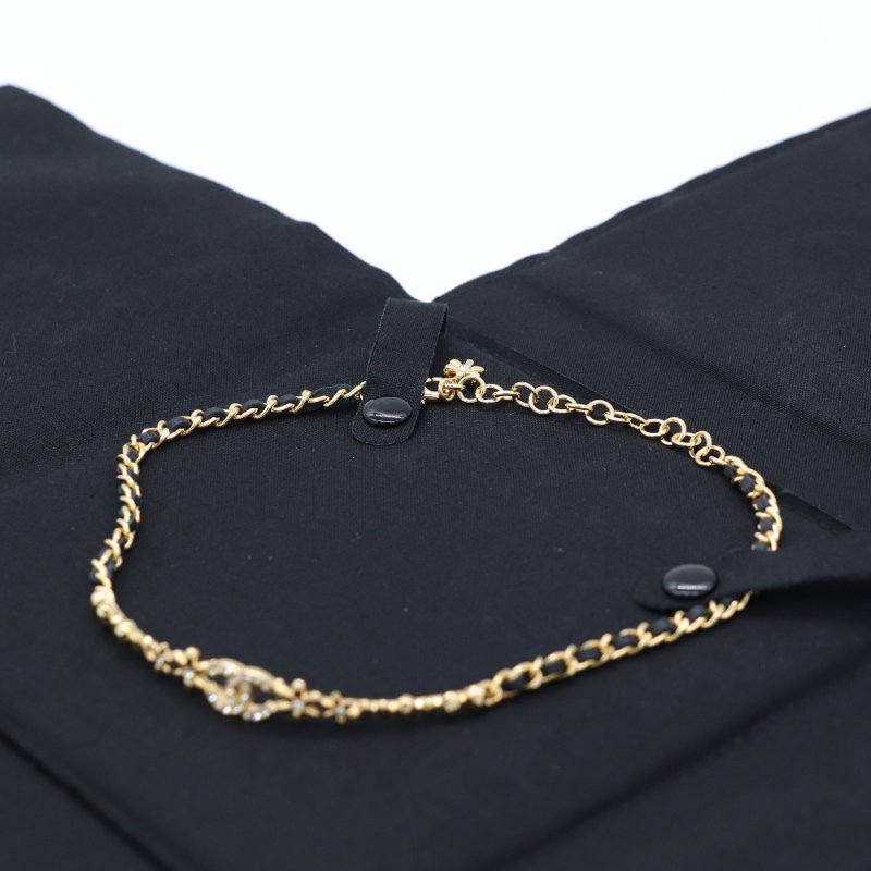 【全新品♥️稀有品】Chanel 香奈兒 經典 CC Logo 水鑽 花卉 淡金色 皮革穿鏈 Choker 短項鍊-8