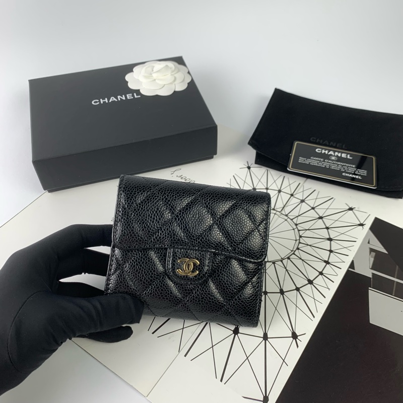 Chanel荔枝皮黑金短夾-0