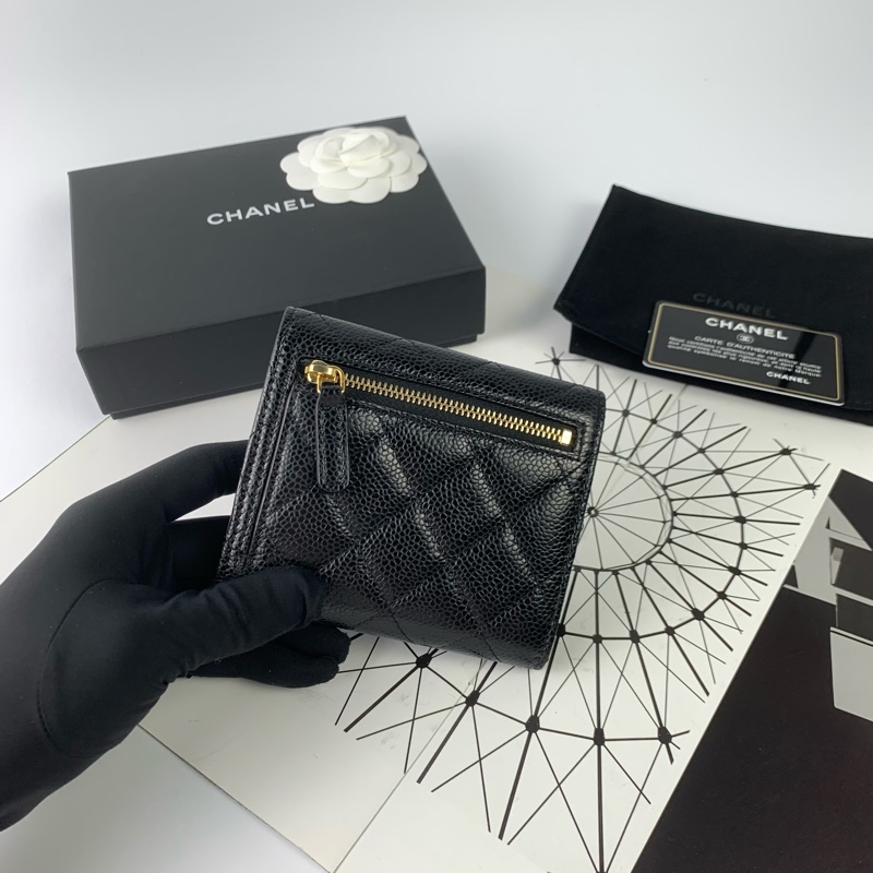 Chanel荔枝皮黑金短夾-1