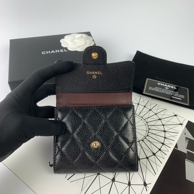 Chanel荔枝皮黑金短夾-6