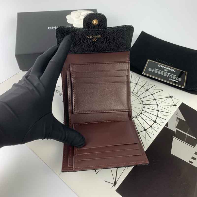 Chanel荔枝皮黑金短夾-7