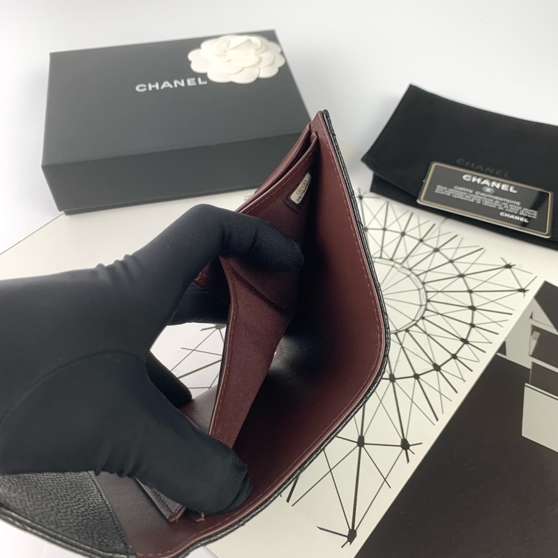 Chanel荔枝皮黑金短夾-8