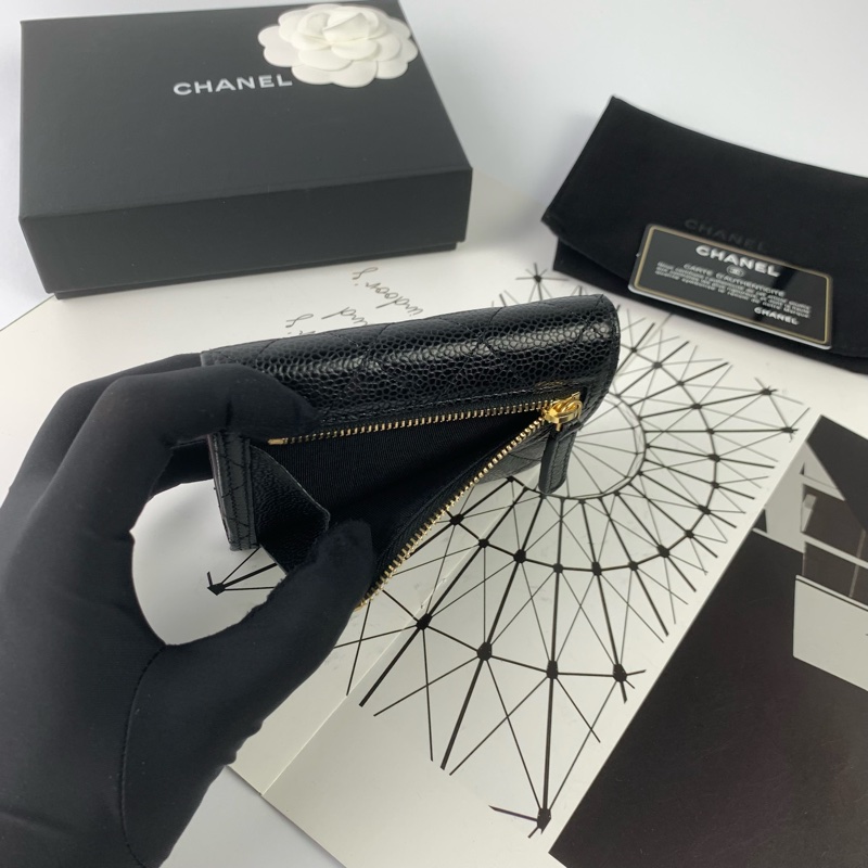 Chanel荔枝皮黑金短夾-9