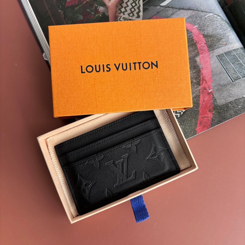 ::LOUIS VUITTON:: LV M81415 黑壓紋雙面名片夾 卡夾 男夾-0