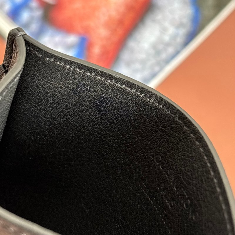 ::LOUIS VUITTON:: LV M81415 黑壓紋雙面名片夾 卡夾 男夾-14