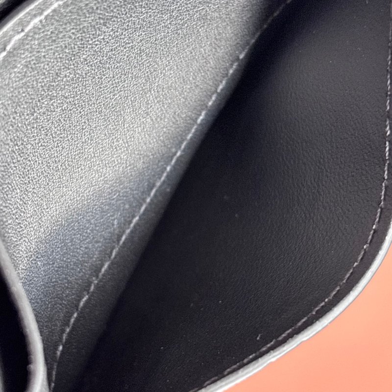 ::LOUIS VUITTON:: LV M81415 黑壓紋雙面名片夾 卡夾 男夾-17