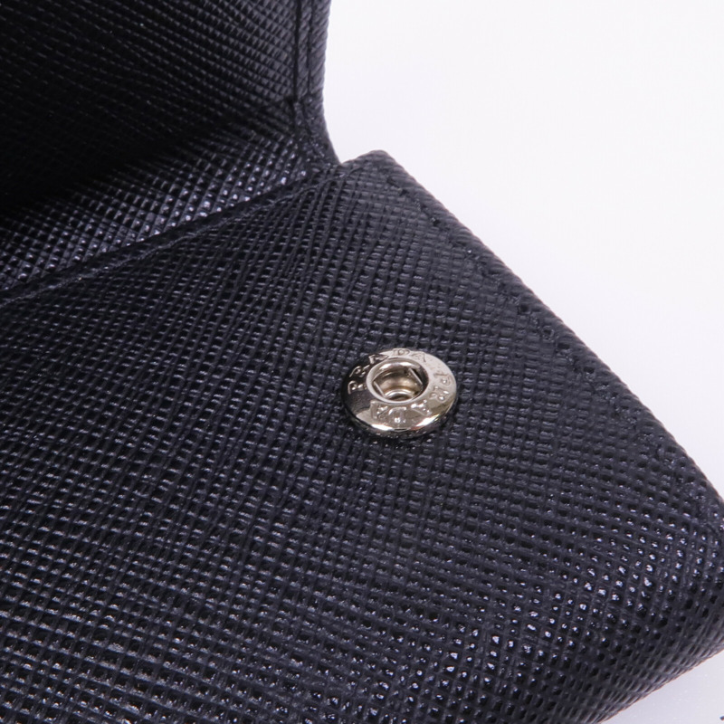 PRADA 牛皮皮革Key Case銀扣鎖匙包-10