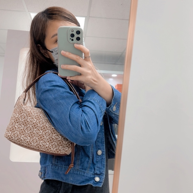 Loewe cubi 小號棕色飯盒包-13