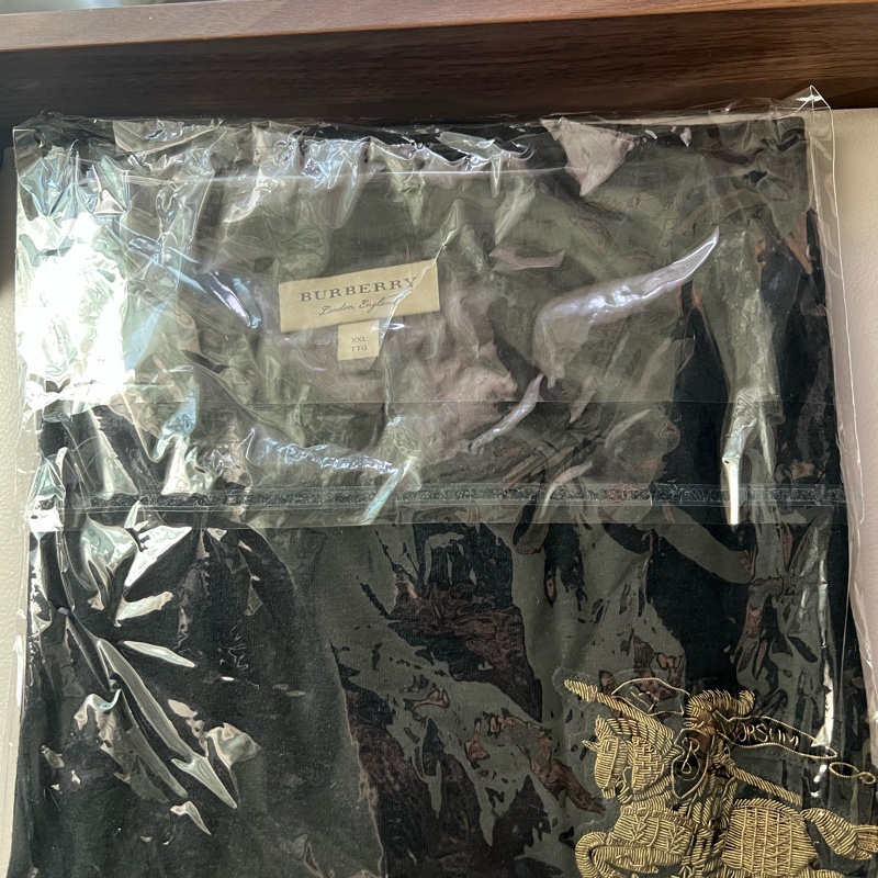 BURBERRY短袖針織大馬衫,最大可穿到胸圍67cm-0