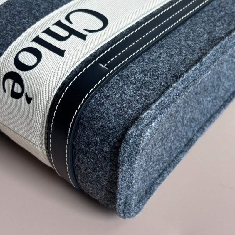 ::CHLOE:: Woody 深灰色 經典織帶絨毛冬季款小號 斜背 兩用托特包-5