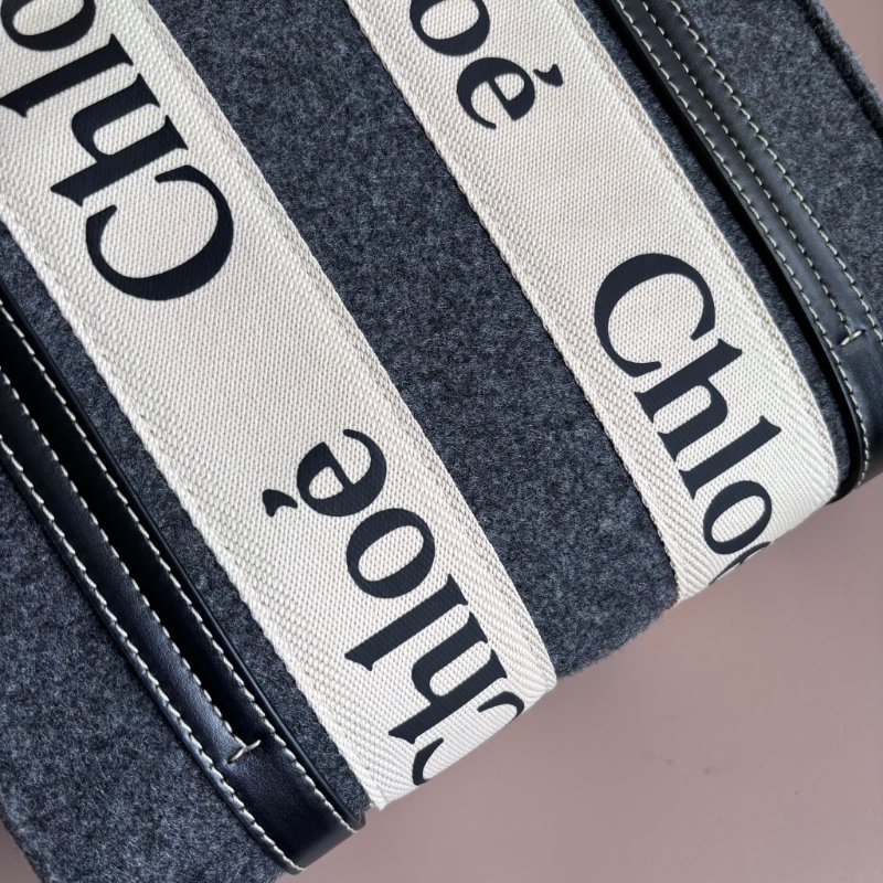 ::CHLOE:: Woody 深灰色 經典織帶絨毛冬季款小號 斜背 兩用托特包-11