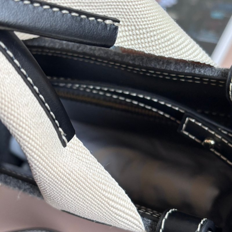 ::CHLOE:: Woody 深灰色 經典織帶絨毛冬季款小號 斜背 兩用托特包-13