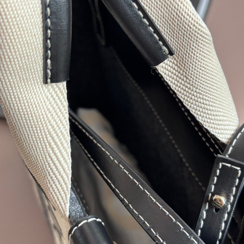 ::CHLOE:: Woody 深灰色 經典織帶絨毛冬季款小號 斜背 兩用托特包-14