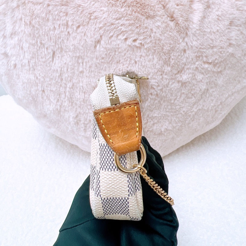 Lv mini pochette 白色棋盤小麻將包-9