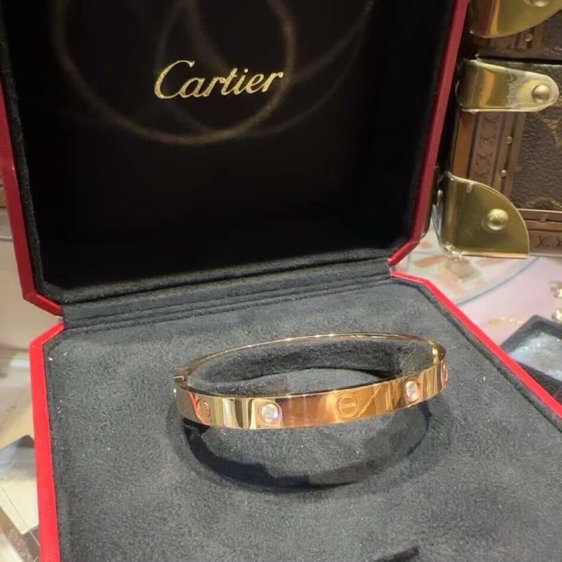Cartier卡地亞 love系列 玫瑰金四鑽手鐲，寬版第三代，17號-0