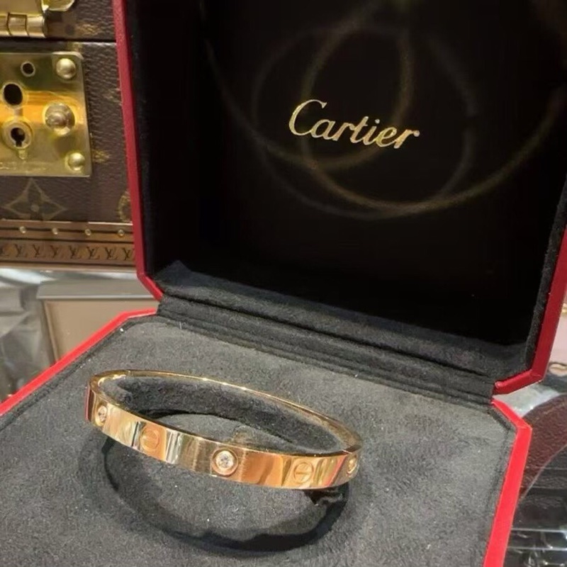 Cartier卡地亞 love系列 玫瑰金四鑽手鐲，寬版第三代，17號-1