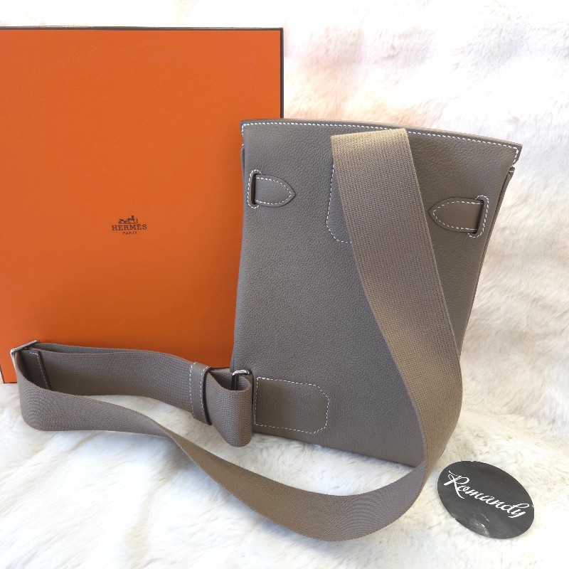 Hermès Hac a Dos backpack 斜背包 銀釦大象灰-1