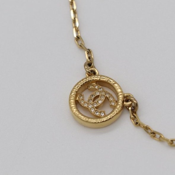 Chanel 香奈兒 復古圓牌 經典 CC Logo 金色 水鑽 項鍊-1