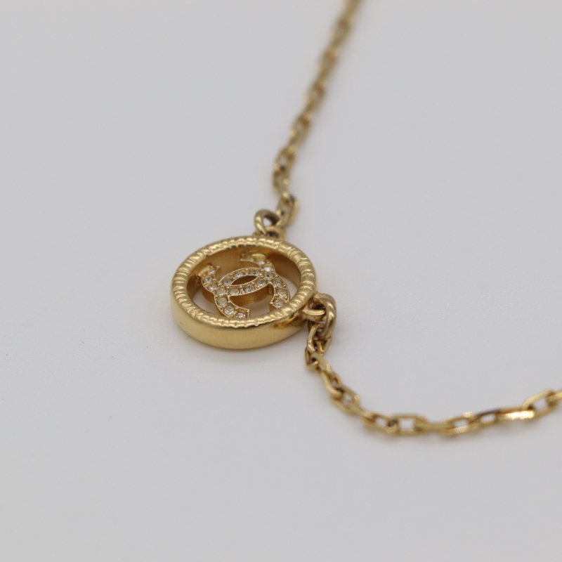Chanel 香奈兒 復古圓牌 經典 CC Logo 金色 水鑽 項鍊-3