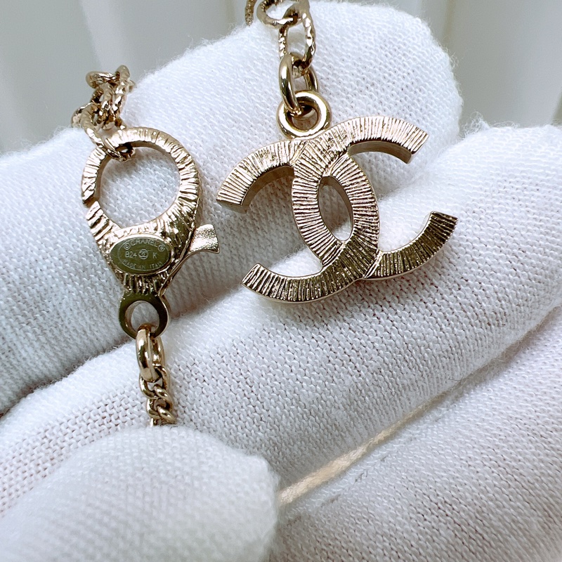 Chanel 24k 蝴蝶結雙c水鑽項鍊-4