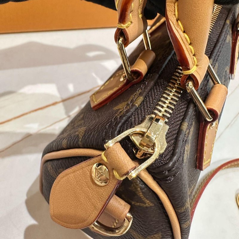 *SHIHNA名牌精品*LV M81085 Nano Speedy-4