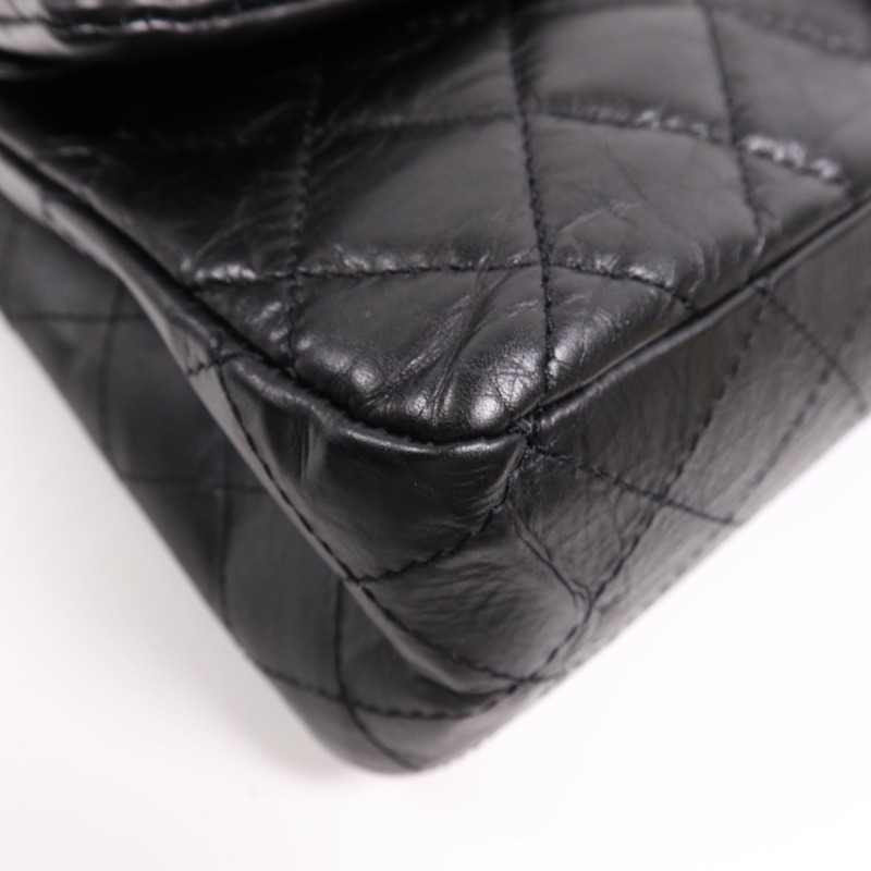 CHANEL 牛皮皮革2.55銀扣鏈帶肩背袋-12