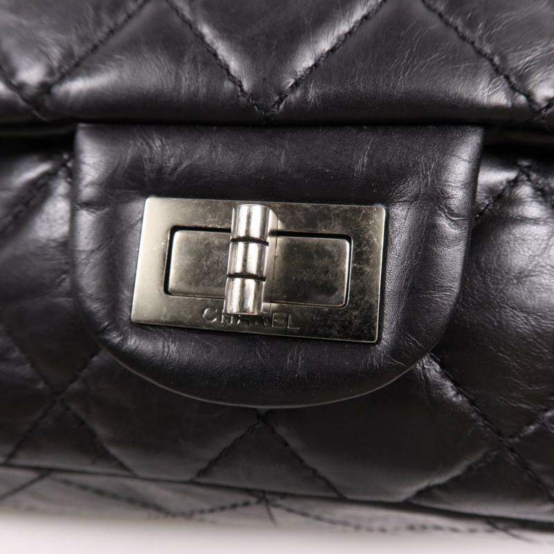 CHANEL 牛皮皮革2.55銀扣鏈帶肩背袋-15