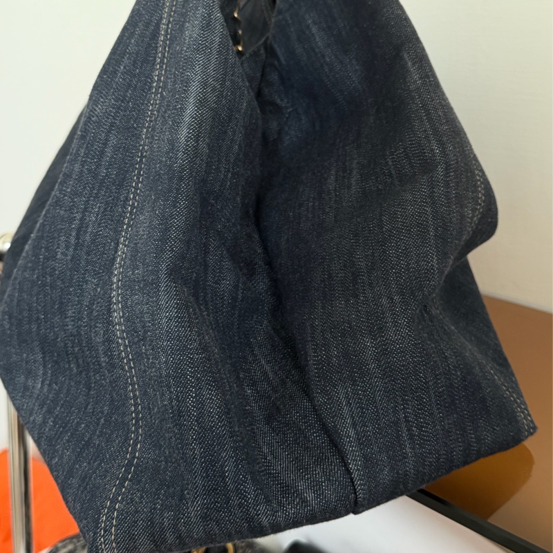 #王菲同款#現折2000 Chanel牛仔外縫hobo 機場包-6