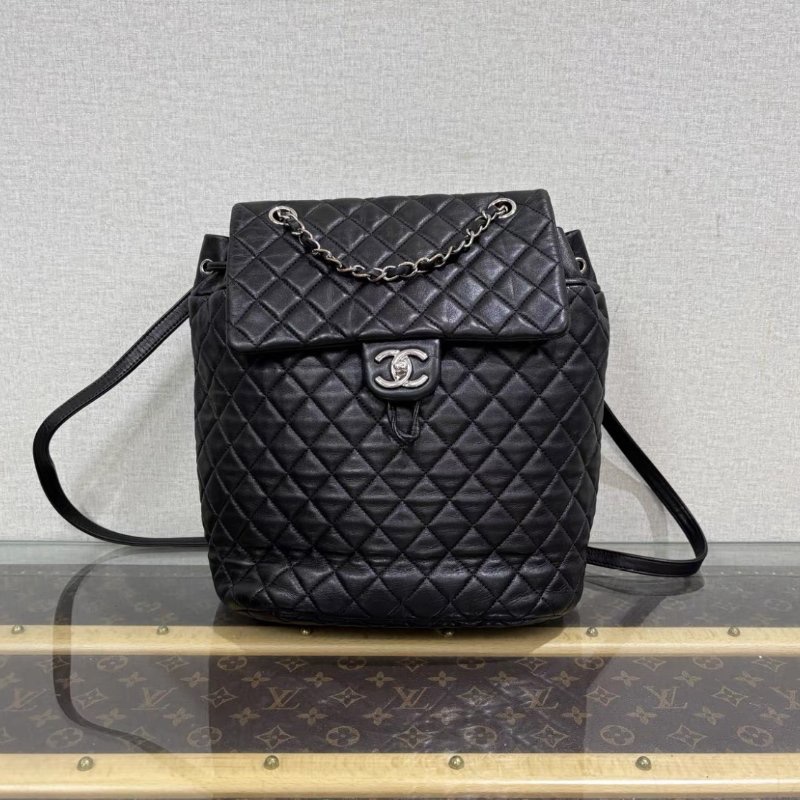 CHANEL 黑銀薩爾茲堡堡背包後背包 20*25*12 99新配件塵袋-0