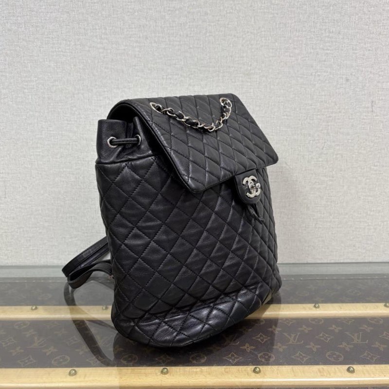 CHANEL 黑銀薩爾茲堡堡背包後背包 20*25*12 99新配件塵袋-1