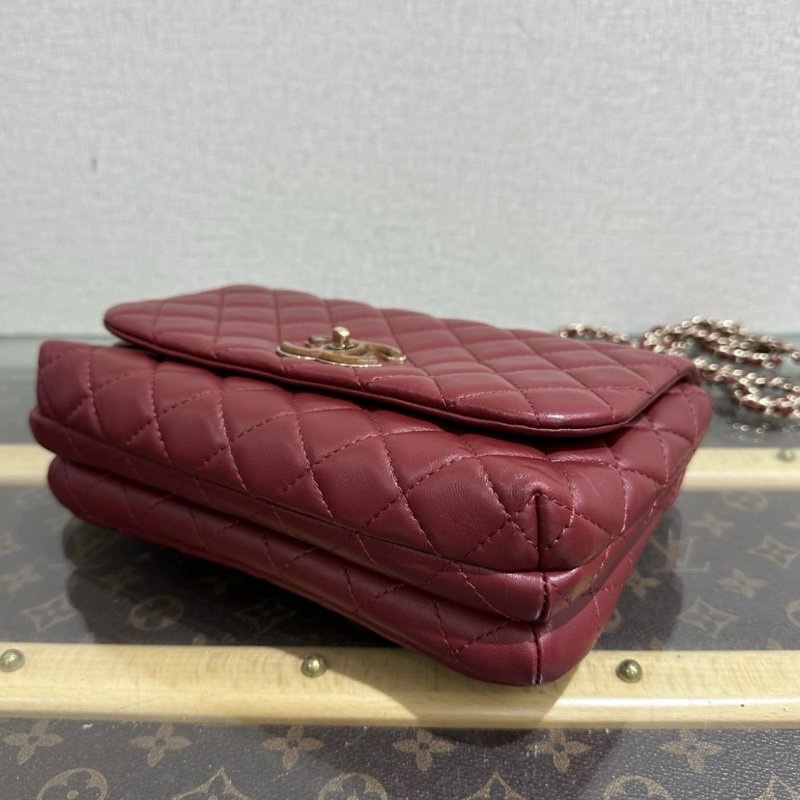 CHANEL 酒紅色木紋手柄方胖子手提包 22*7*15 99新配件塵袋-2