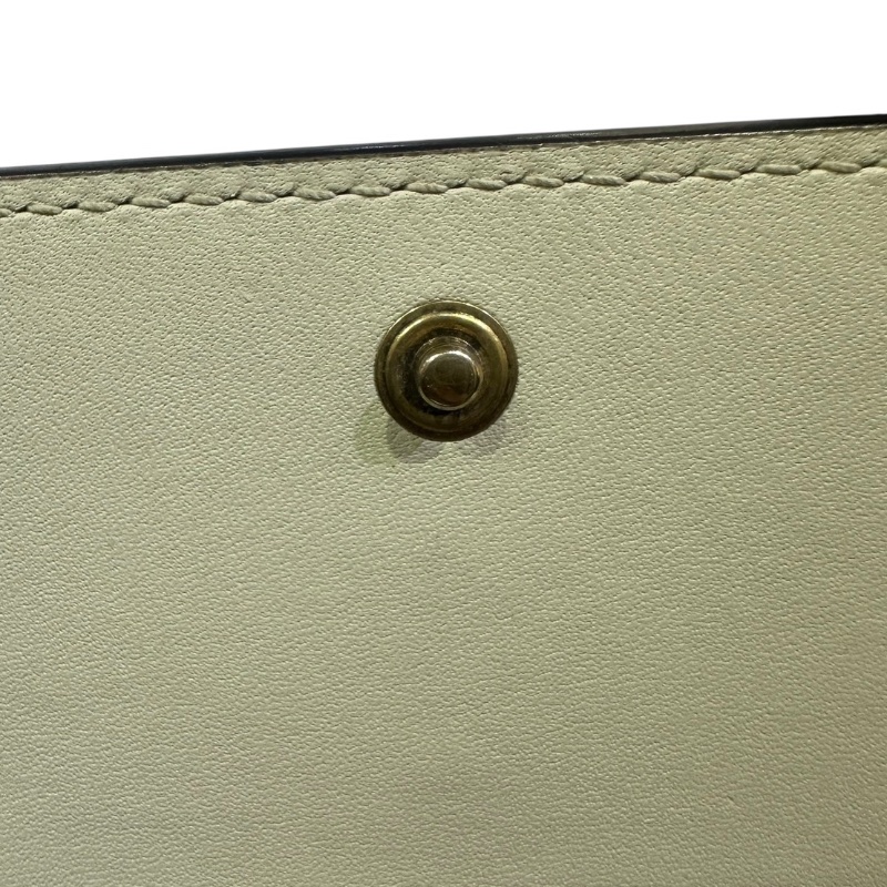 【美收精品】GUCCI 米白色蝴蝶釦長夾 4-365【隔月月中將轉賣至日本 上架期限30天】-13