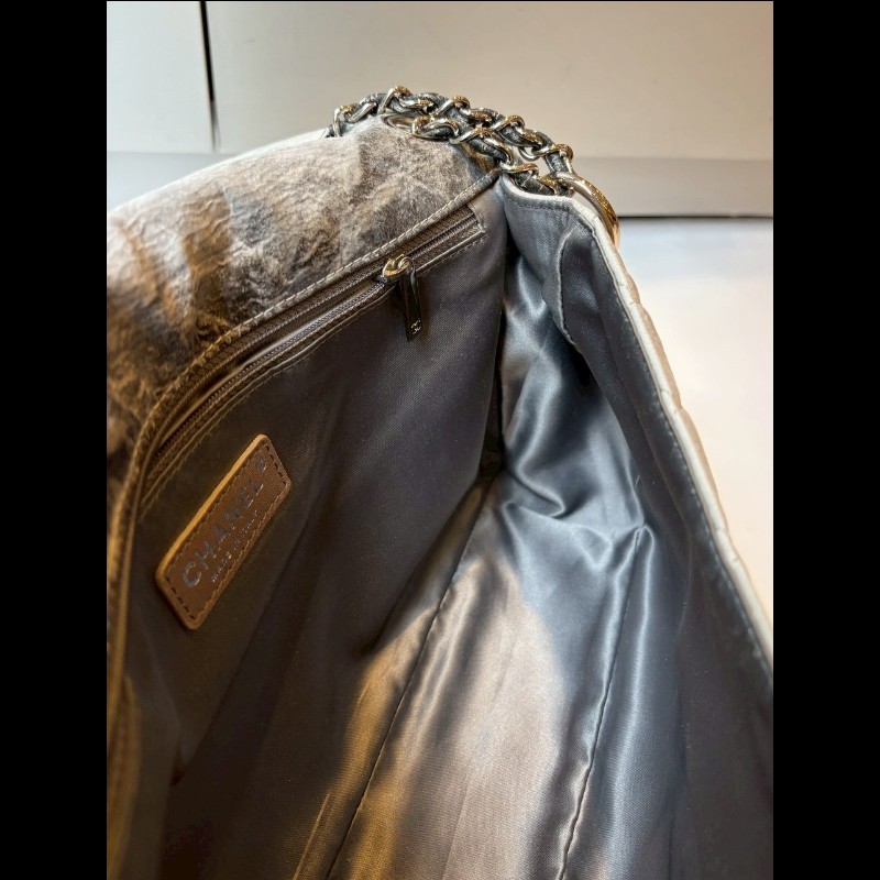 Chanel  銀鍊漸層灰pvc下蓋肩側包-10