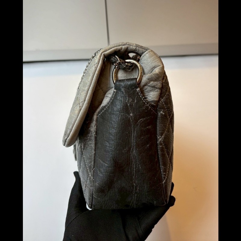 Chanel  銀鍊漸層灰pvc下蓋肩側包-18