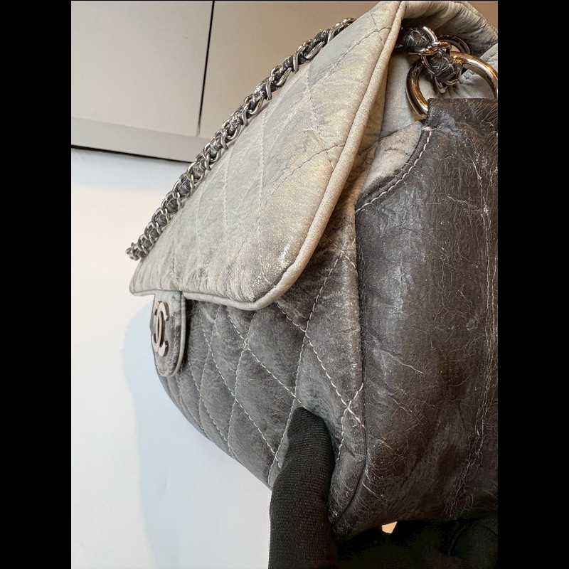 Chanel  銀鍊漸層灰pvc下蓋肩側包-19