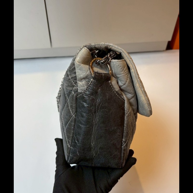 Chanel  銀鍊漸層灰pvc下蓋肩側包-23