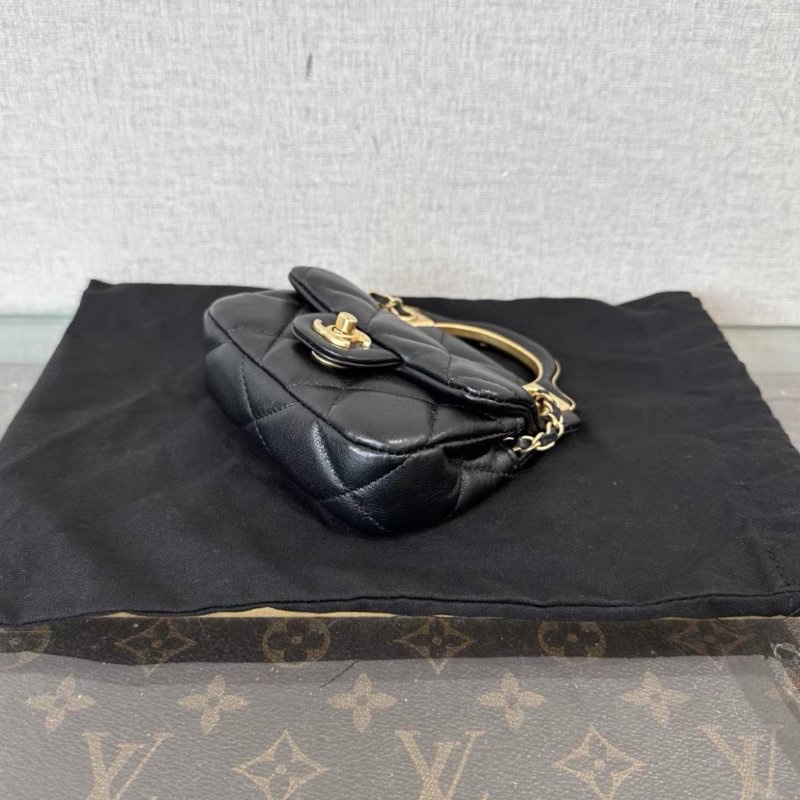 CHANEL 21A手工坊系列黑金迷你衣架包 110*9.5*3.5 99新配件:盒子塵袋-2