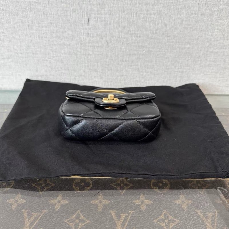 CHANEL 21A手工坊系列黑金迷你衣架包 110*9.5*3.5 99新配件:盒子塵袋-3