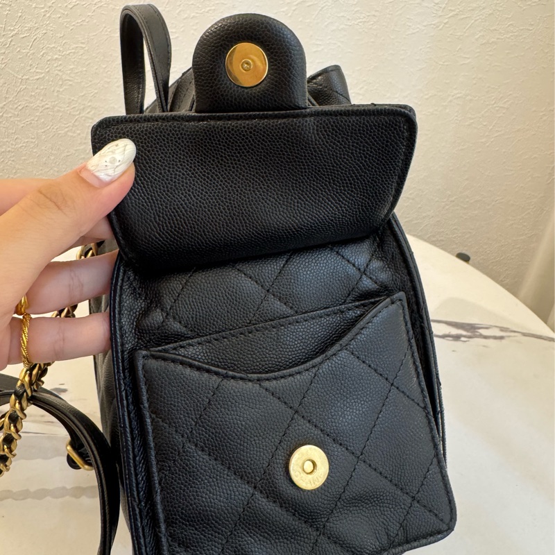 Chanel AS5600黑荔枝復古金束口後背包   櫃上22萬以上了-10