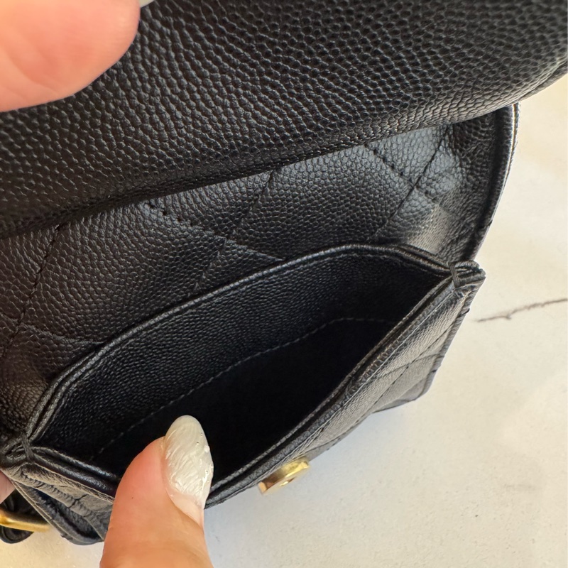 Chanel AS5600黑荔枝復古金束口後背包   櫃上22萬以上了-11