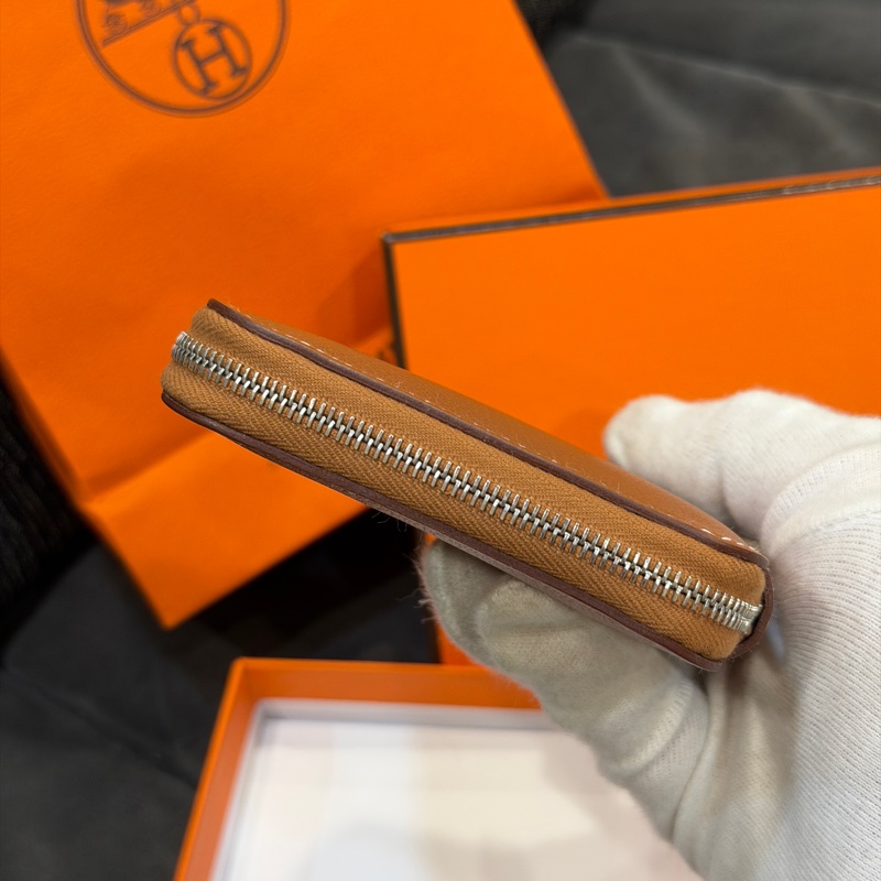 #全新全配🉑送禮 #最低價w刻 愛馬仕絲巾短夾大象灰銀扣-5