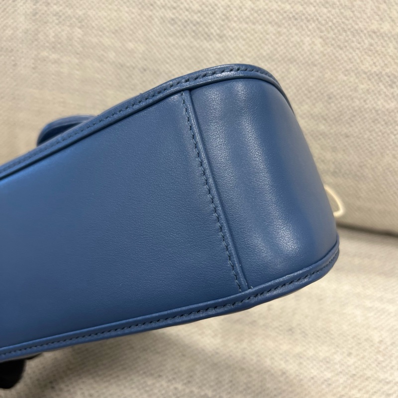 GUCCI蓝色邮差包-4