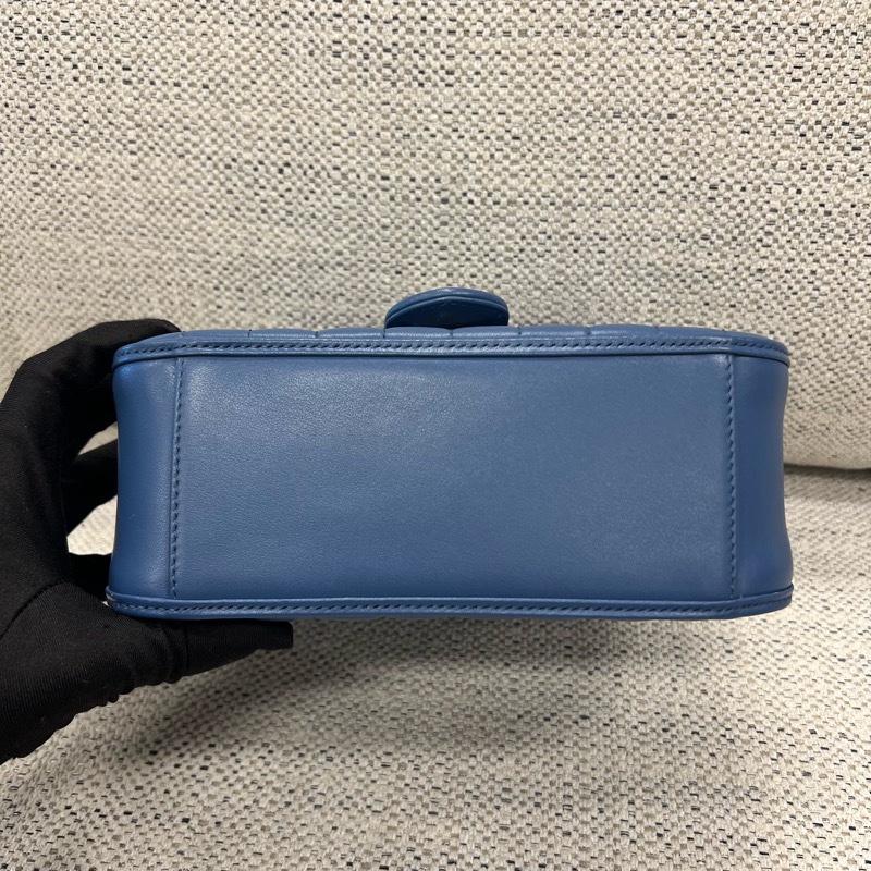 GUCCI蓝色邮差包-10