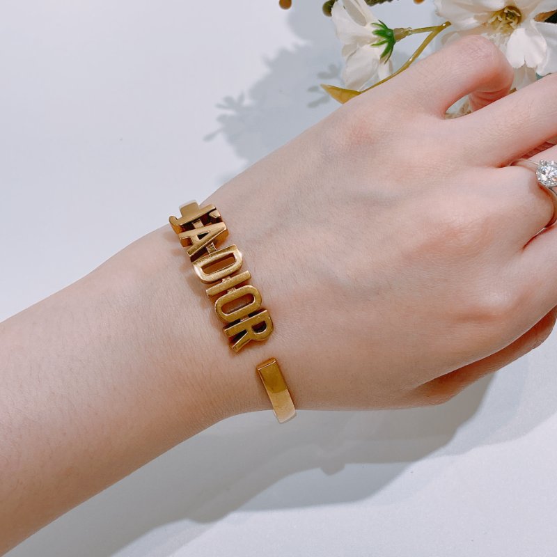 TW4527 Dior迪奧 J'Adior 英文字母 開口式 手鐲 Logo Bangle Bracelet Gold-8