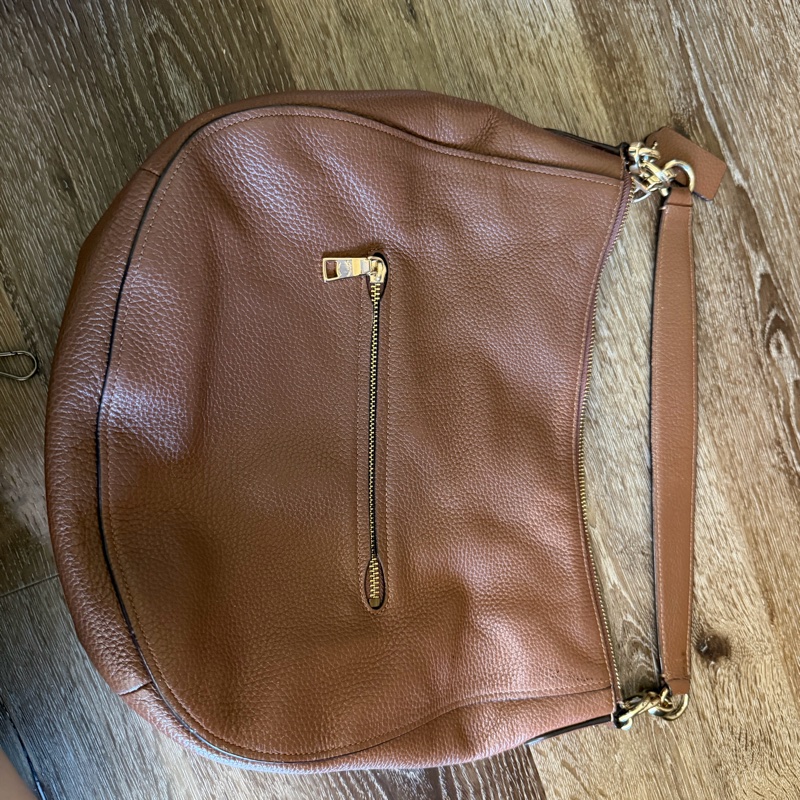 COACH 真皮月牙包 可肩背斜背-10