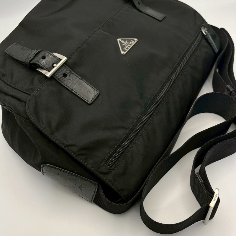 🏷️ Prada 郵差包-15