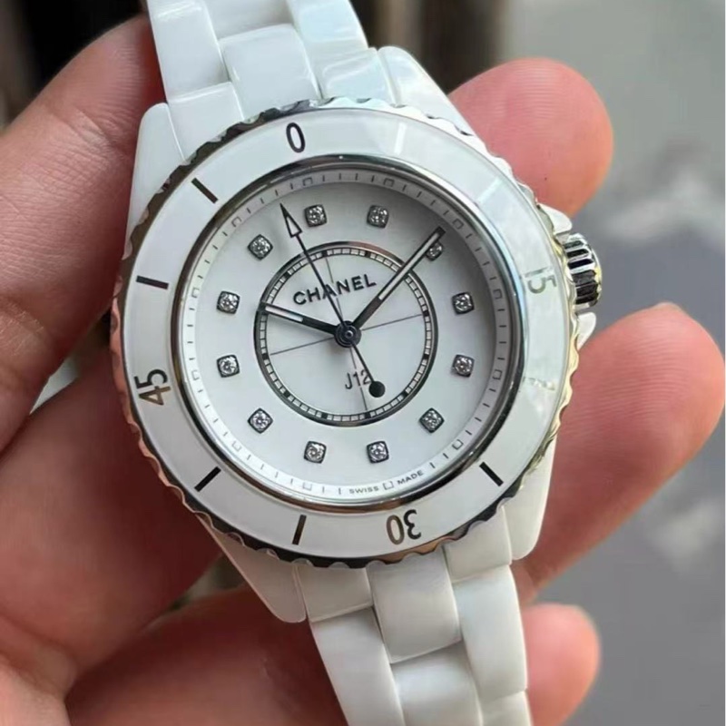 Chanel J12白鑽錶 99新配件齊全-1